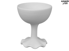 Load image into Gallery viewer, Ruffled Coupe Stemmed Champagne Glass