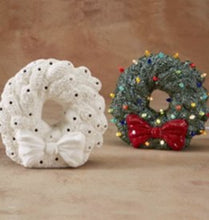 Load image into Gallery viewer, 8&quot; Wreath Light Up with Light Kit and Colored Bulbs
